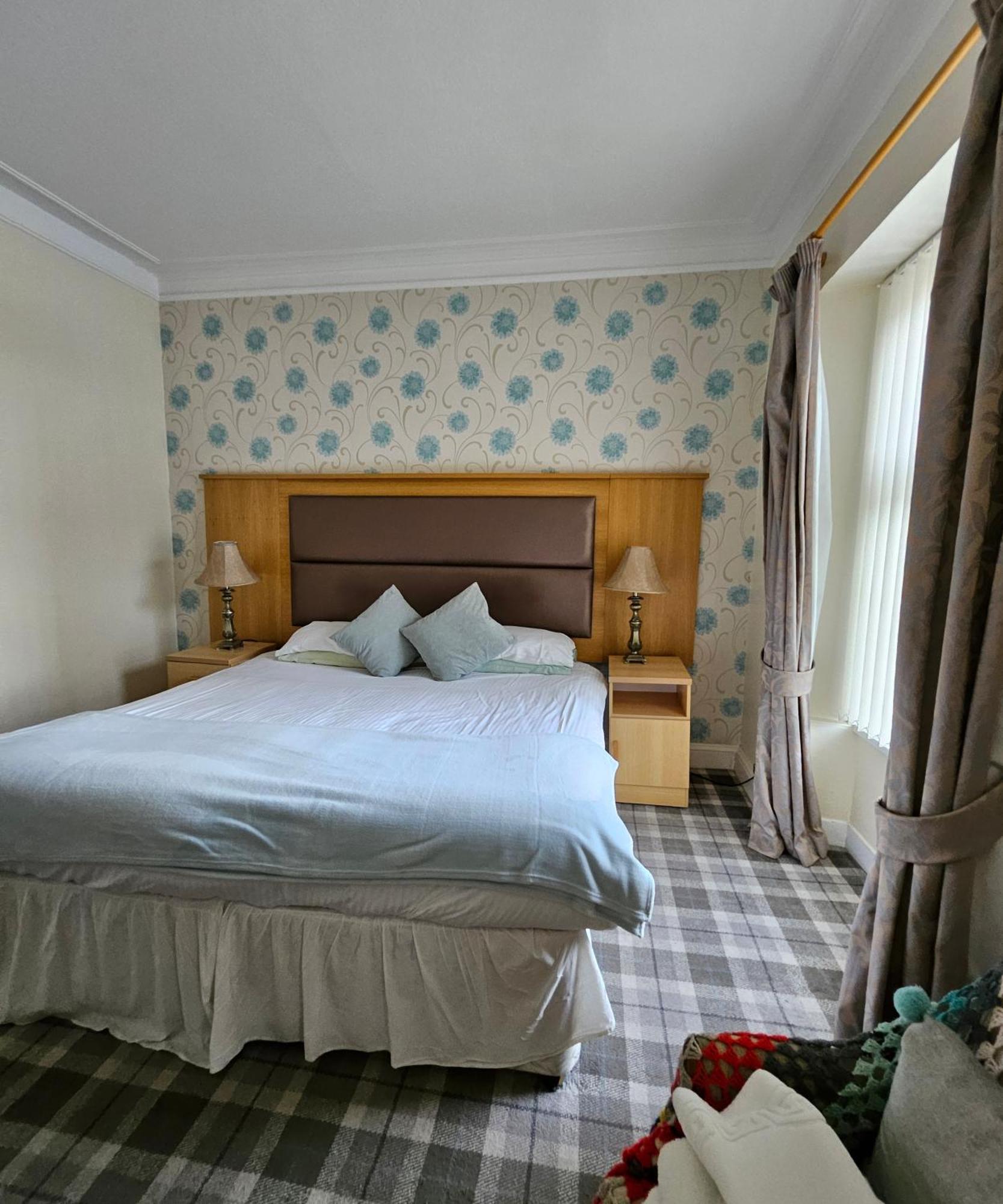 Station Hotel Portsoy Buitenkant foto