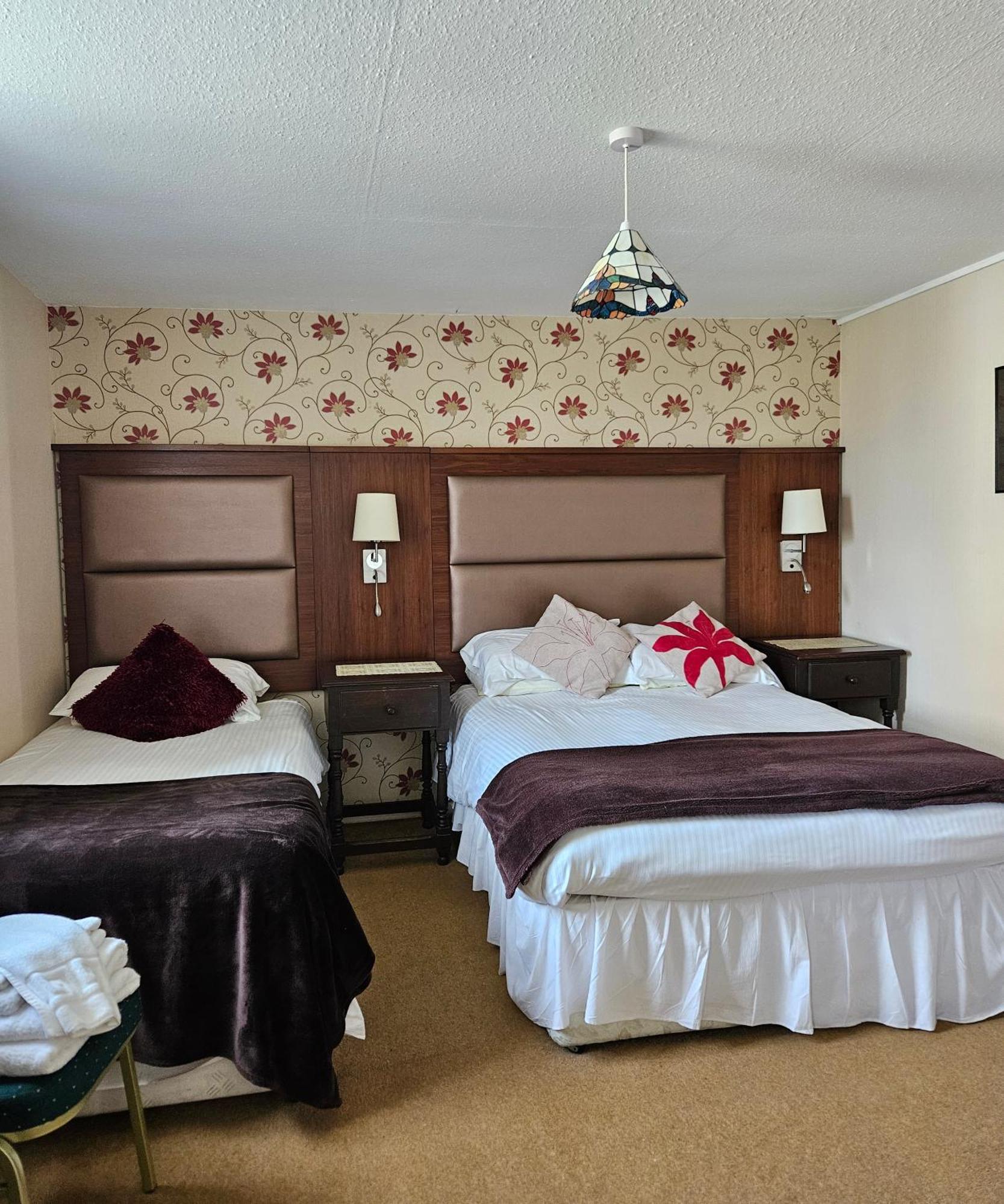 Station Hotel Portsoy Buitenkant foto