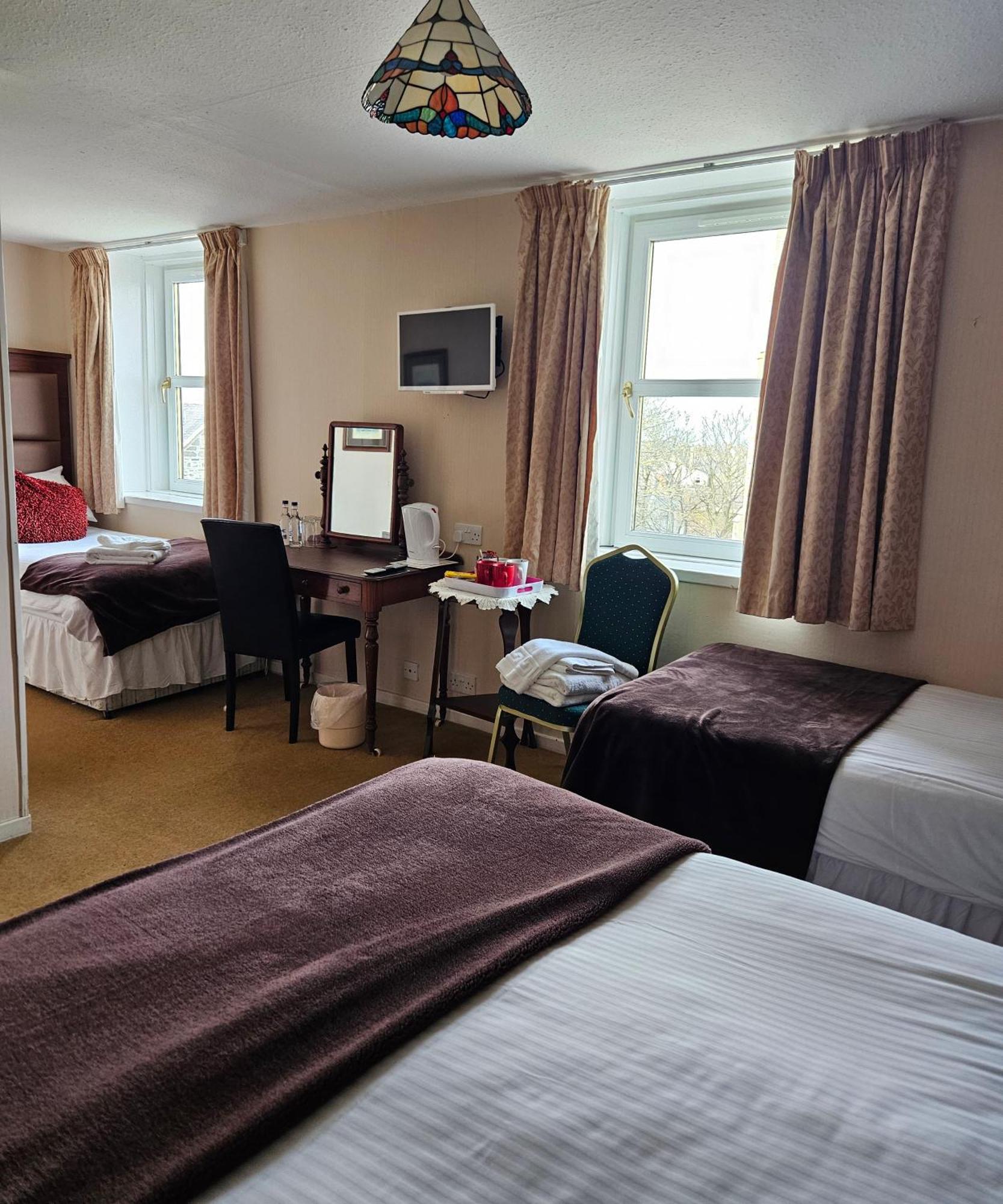Station Hotel Portsoy Buitenkant foto