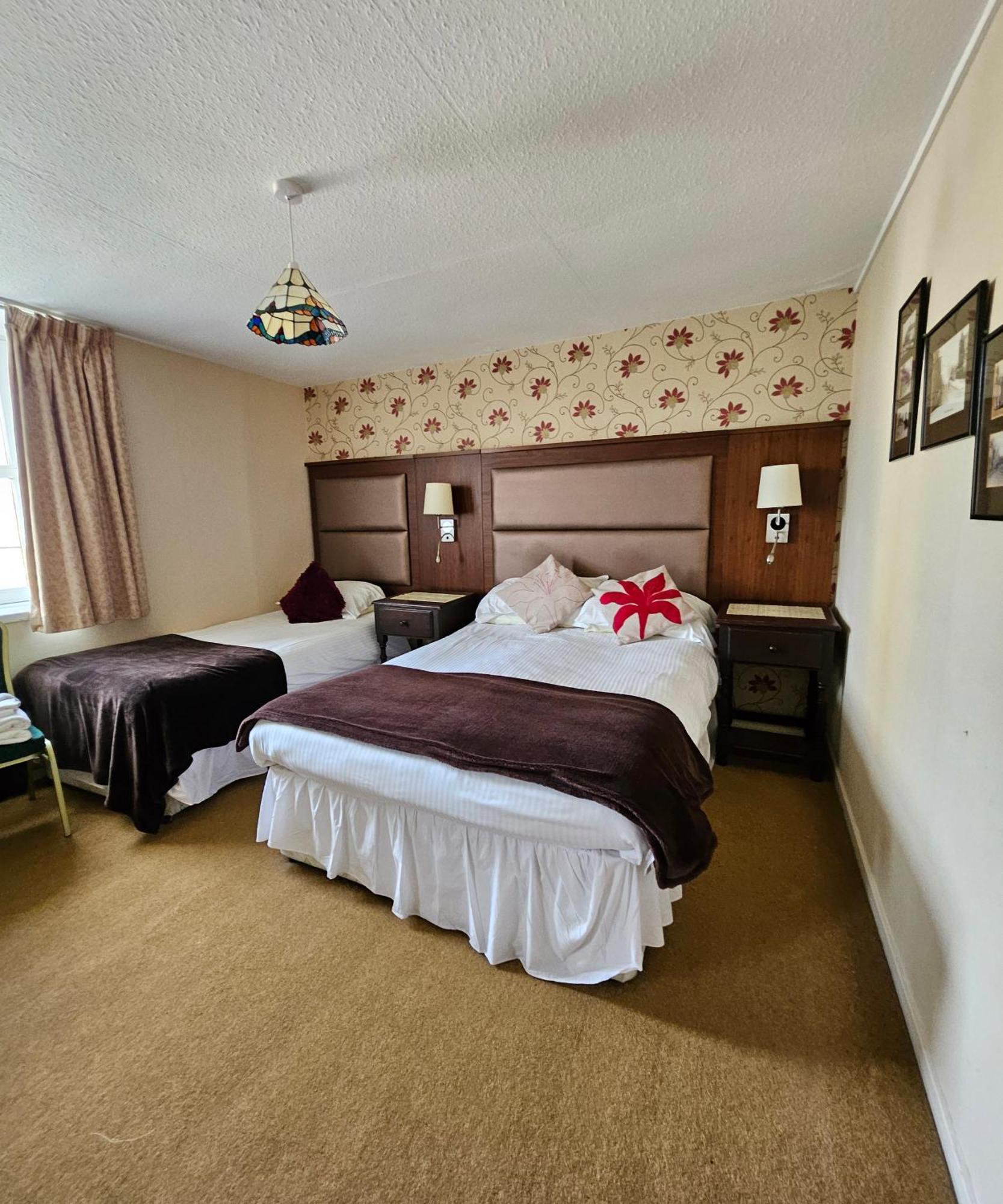 Station Hotel Portsoy Buitenkant foto