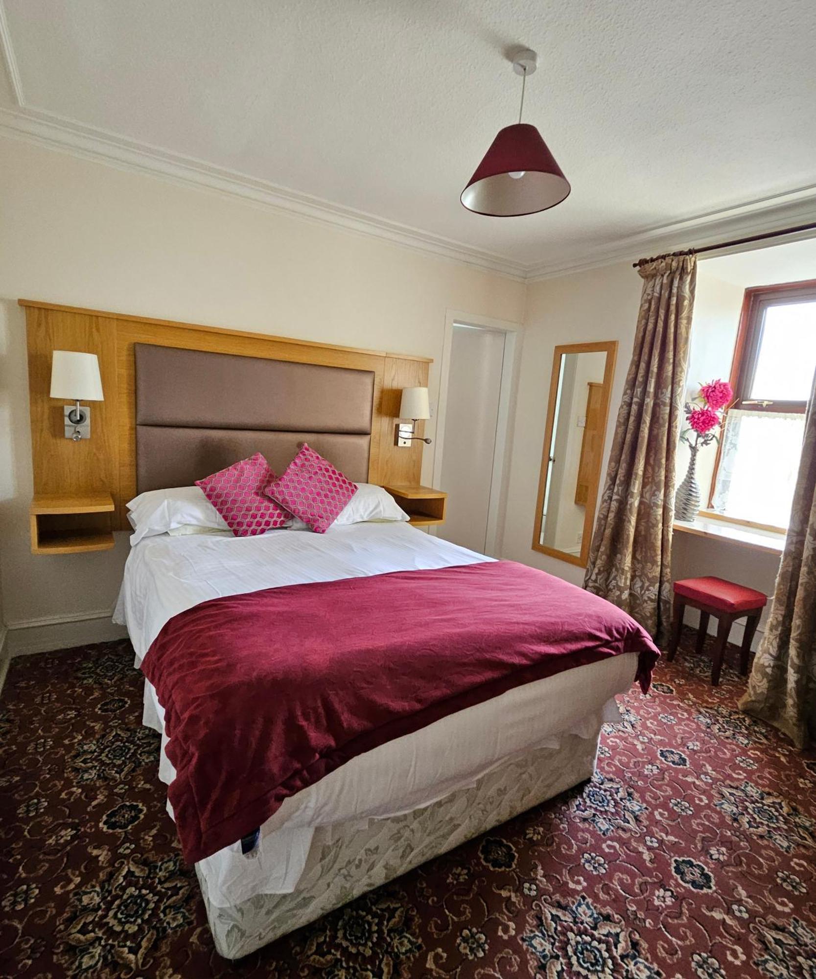 Station Hotel Portsoy Buitenkant foto
