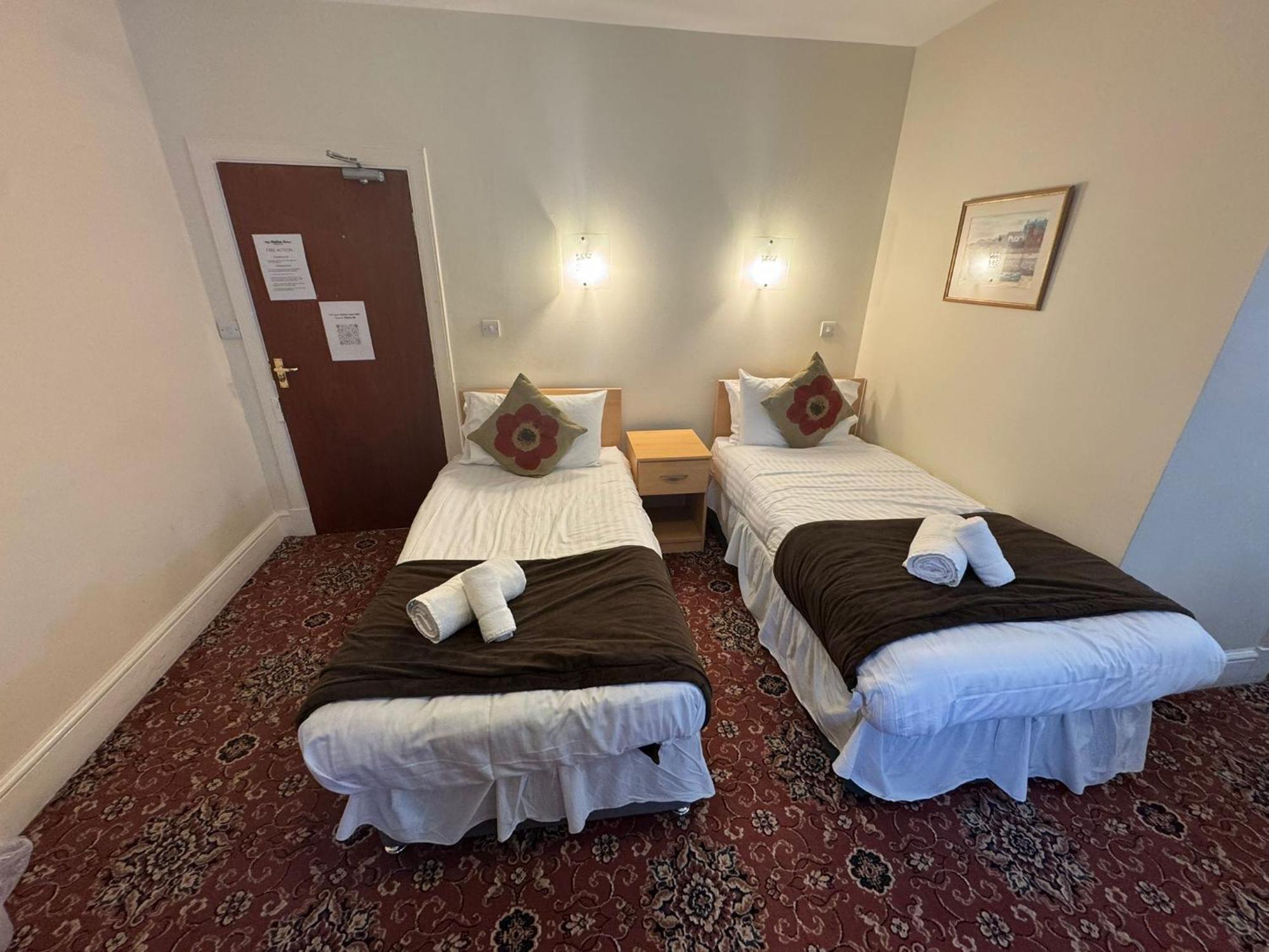 Station Hotel Portsoy Buitenkant foto